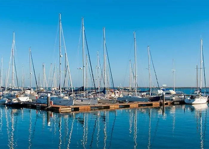아파트 A Gaivota Ria Formosa Waterfront Lux With Pool, Olhao, Algarve