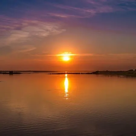 A Gaivota Ria Formosa Waterfront Lux With Pool, Olhao, Algarve 오양