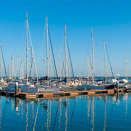 아파트 A Gaivota Ria Formosa Waterfront Lux With Pool, Olhao, Algarve