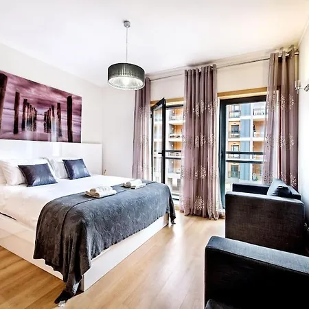 A Gaivota Ria Formosa Waterfront Lux With Pool, Olhao, Algarve Ольян